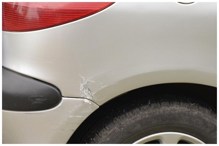 Tak perlu keluarkan ratusan ribu, trik hilangkan baret di bodi mobil ini cuma pakai 2 bahan dapur