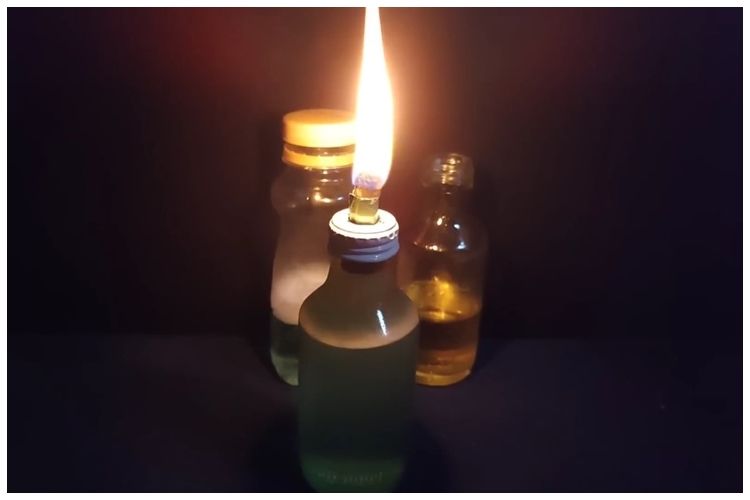 Sabun cuci piring ternyata bisa difungsikan jadi minyak tanah untuk lampu teplok, begini&nbsp;triknya