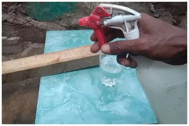 Trik mengusir rayap di pintu dan perabot kayu dengan 2 bahan&nbsp;dapur